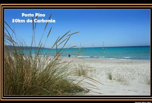 Casa Nel Centro Di Carbonia