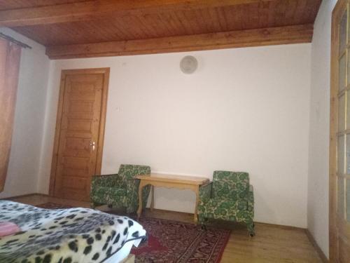 Hostal ??????