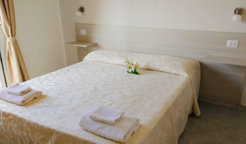 Hostal Al Giglio - Bed And Breakfast