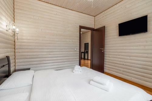 Hotel Pid Strihoju
