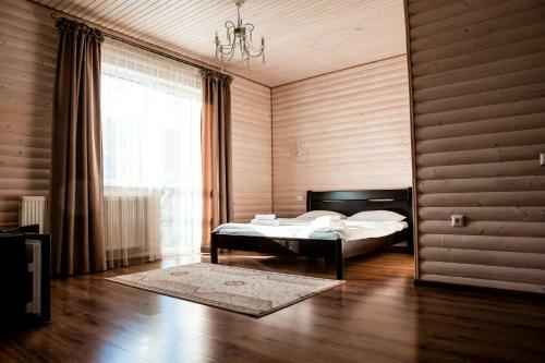 Hotel Pid Strihoju