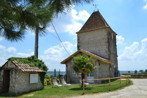 G�tes Du Cheval Blanc