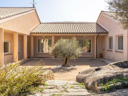 Seaside Holiday Home In Belv�d�re-campomoro With Private Pool