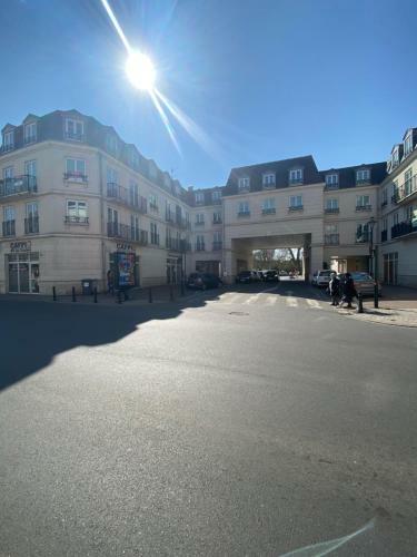 Apartamento Le R�tro Chic - T2 Haut Standing Au C?ur de Corbeil - 48 M2
