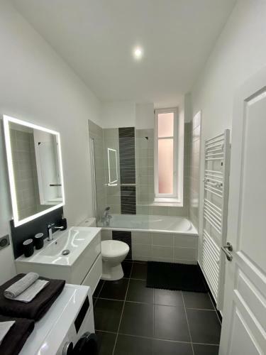 Apartamento Hyper Centre Colmar Place de La Cath�drale