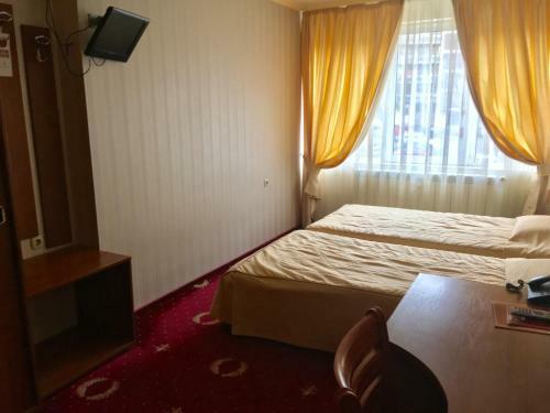 Hotel Cosmos