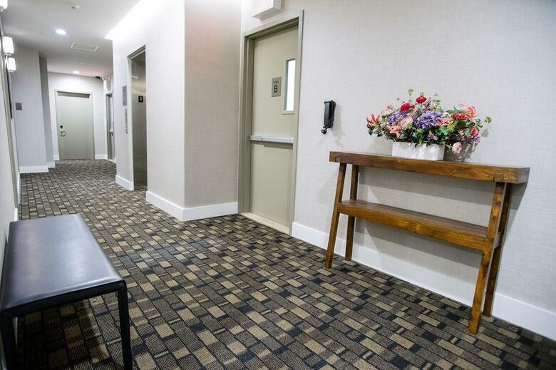 Leon Hotel