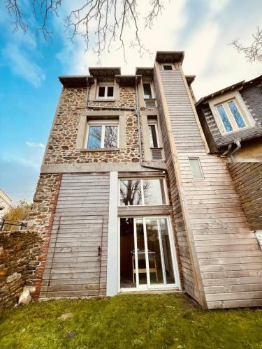 Chambre Priv�e Au Sein D'une Maison de Ville.