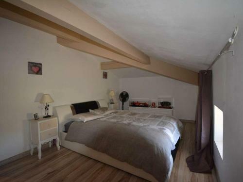 Maison Labastide-de-virac, 5 Pi�ces, 8 Personnes - Fr-1-382-183