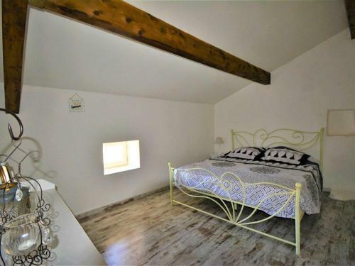 Maison Labastide-de-virac, 5 Pi�ces, 8 Personnes - Fr-1-382-183