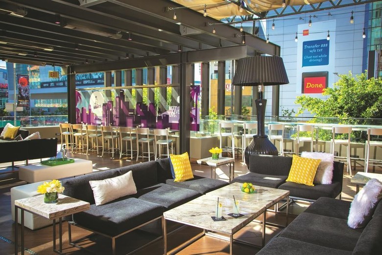Luxe City Center Hotel