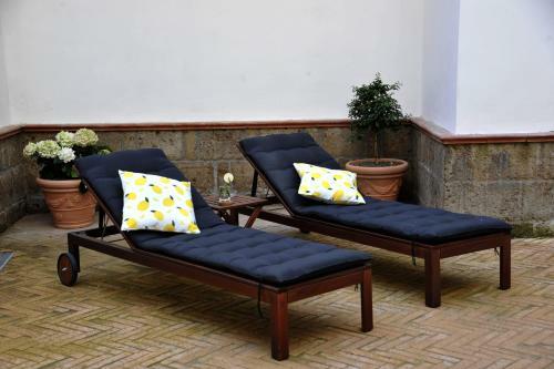 Secret Garden Apartment