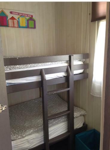 Chalet � Deux Pas de La Plage