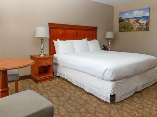 Hotel Admiral's Inn Resort