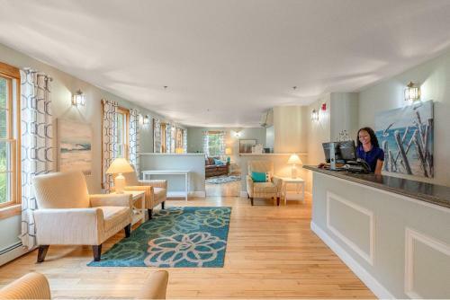Hotel Admiral's Inn Resort