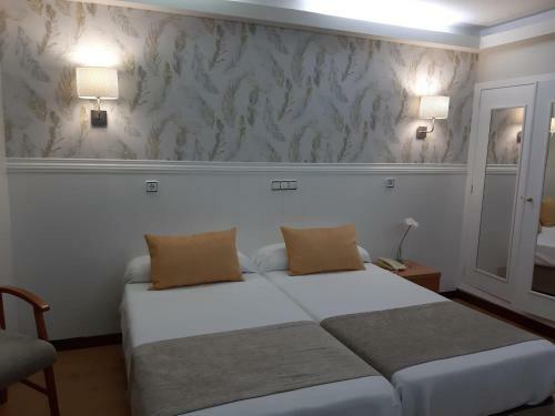 Hotel Almirante