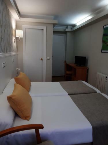 Hotel Almirante