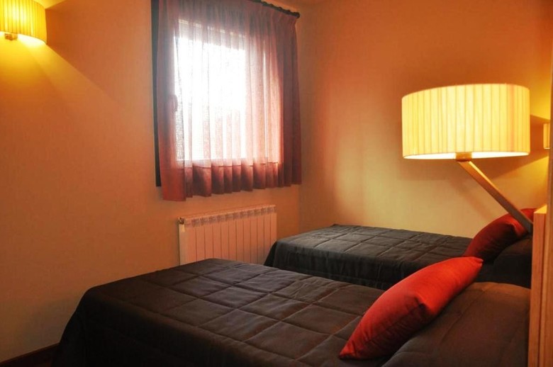 Apartaments Tur�stics Puigcerd� - La Closa