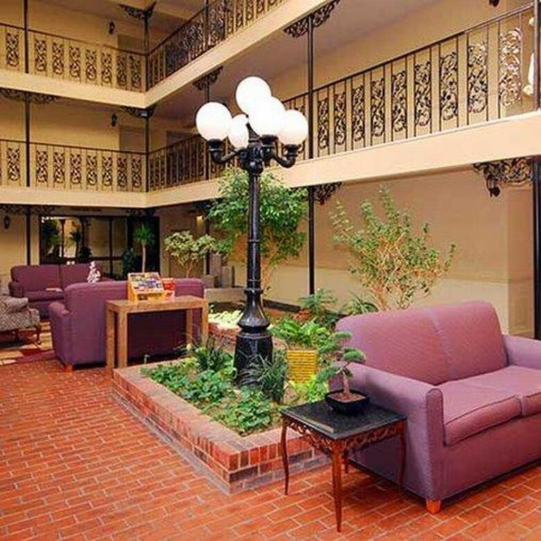 Hotel Quality Suites