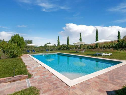 Sprawling Holiday Home In Sarteano With Swimming Pool