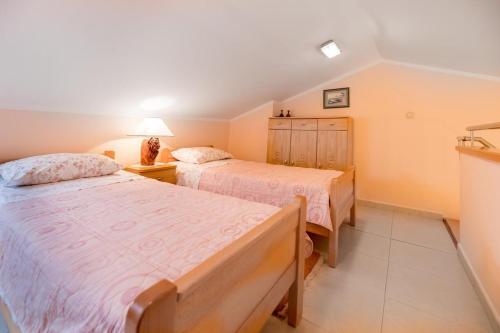 Apartments By The Sea Baska, Krk - 19350