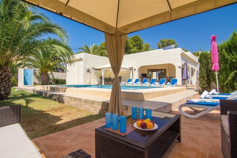 Abahana Villa Medina