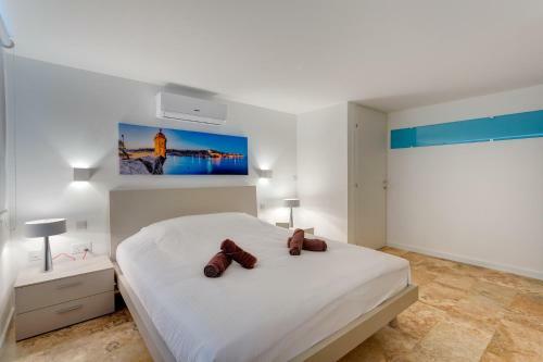 Modern 2 Bedroom Apartment In St Julians