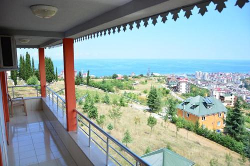 Tay Villa