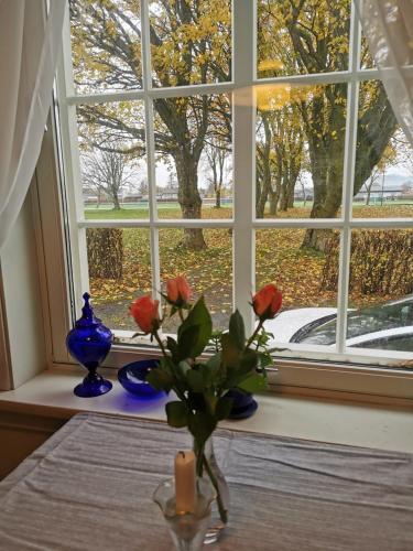 Villa Sjarmerende Hus Med Veldig Stort Uteareal.