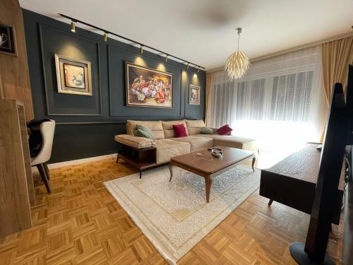 Apartment For Night