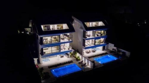 Villa Az