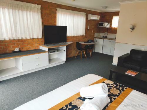 Coachman Motel