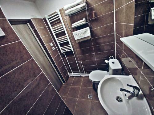 Lodge Camere In Regim Hotelier