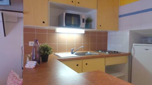 Vvf Villages � Le Balcon Du Luberon � Murs