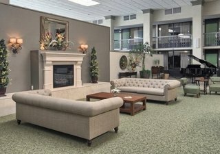 Hotel Clarion Inn & Suites Conference Center