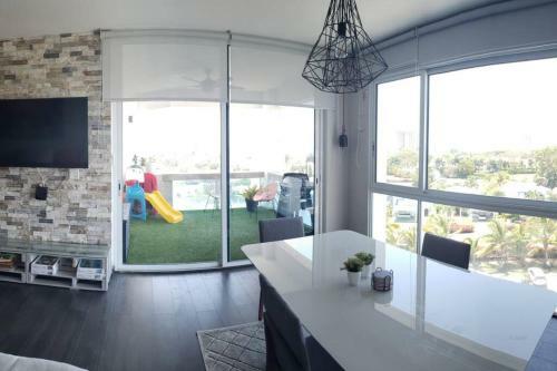 Apartamento C�modo Apto de Playa Con Muchas Amenidades