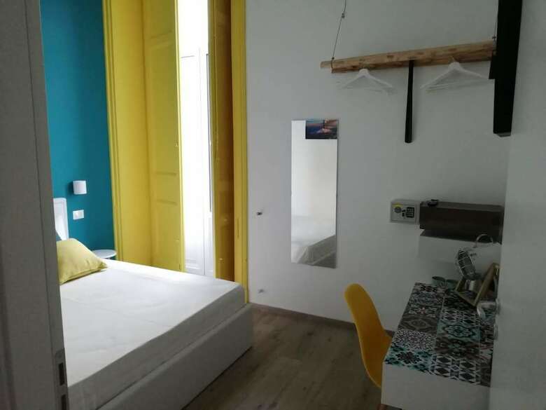 Hostal Gh Rooms Catania