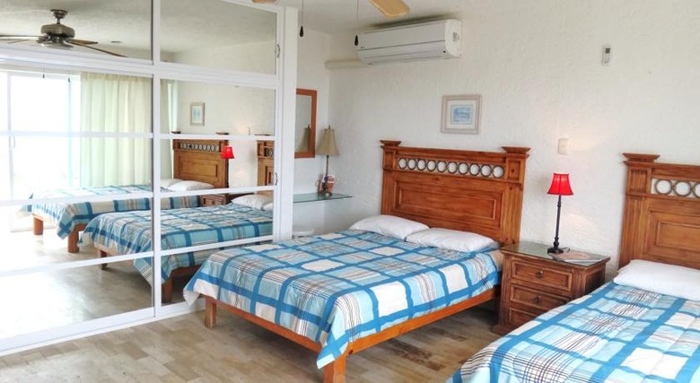 Cancun Beach Aparthotel