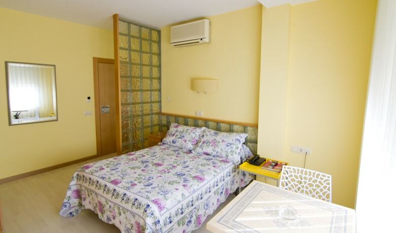 Hotel Residencia Isasa