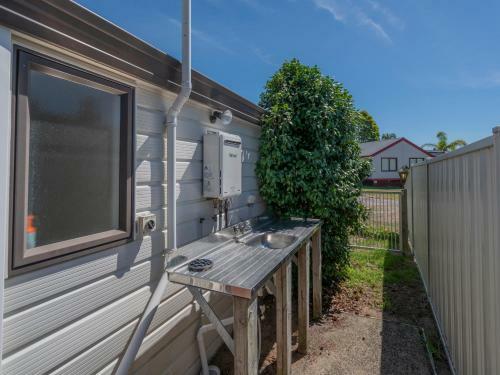 Sandcastles And Sunshine - Pauanui Holiday Home