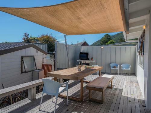 Sandcastles And Sunshine - Pauanui Holiday Home