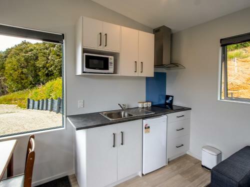 Kereru Cabin - Riwaka Holiday Unit