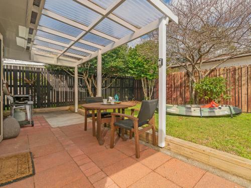 Sunny Days Retreat - Tairua Holiday Home
