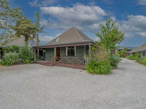 Tairua Villa 12 - Tairua Holiday Unit