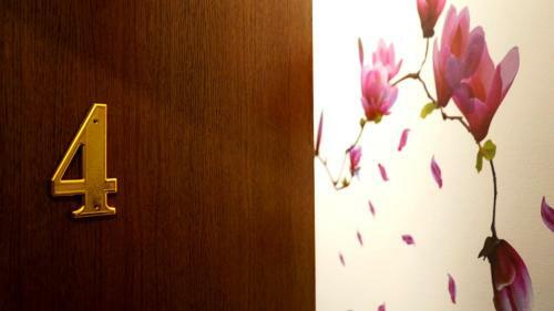 Hostal La Lanterna Sul Com�