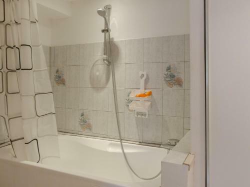 G�te Spoy, 4 Pi�ces, 6 Personnes - Fr-1-543-190
