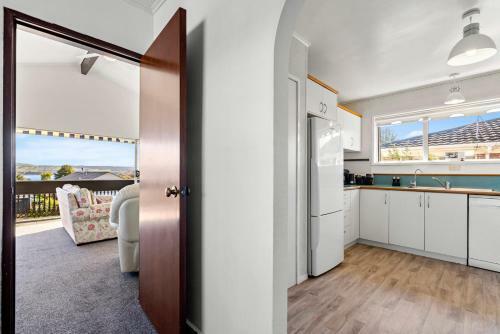 Casa de Vistas - Two Mile Bay Holiday Home