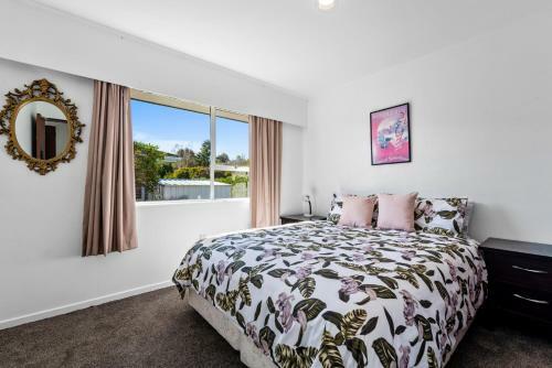 Casa de Vistas - Two Mile Bay Holiday Home