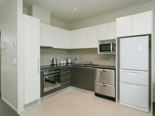 Harbourview Apartment - Taupo Holiday Apartment