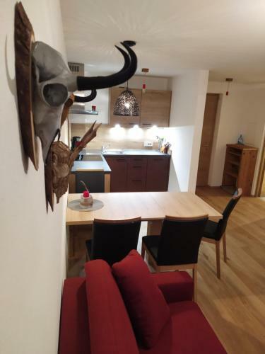 Apartments Ban Guggugg